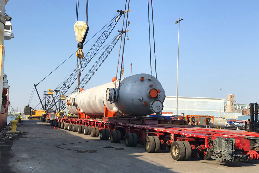 transporte maritimo de un reactor de toneladas