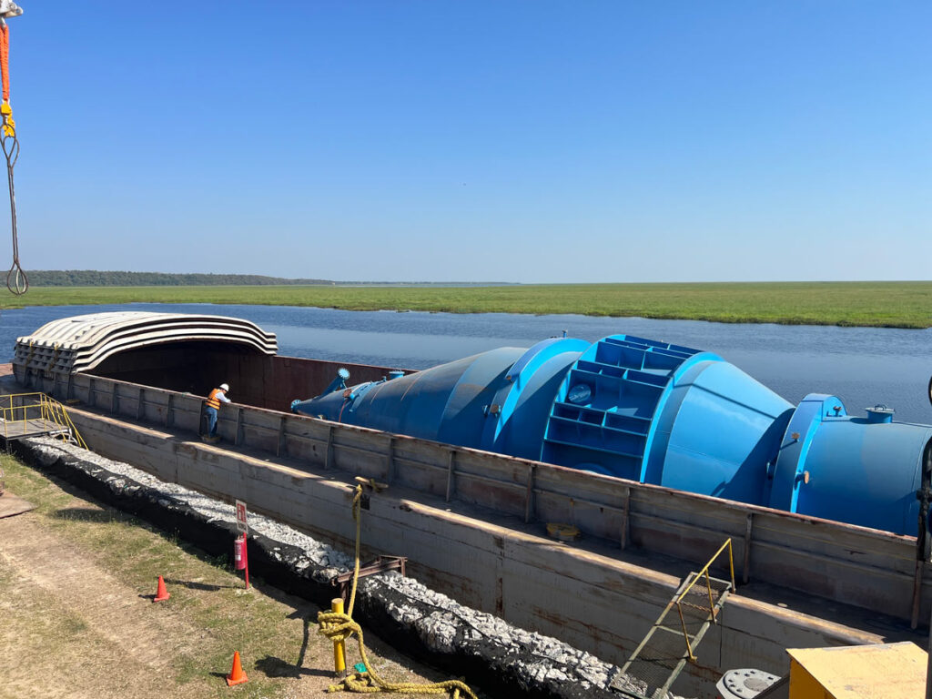 transporte fluvial reactor por la hidrovia parana hasta bolivia